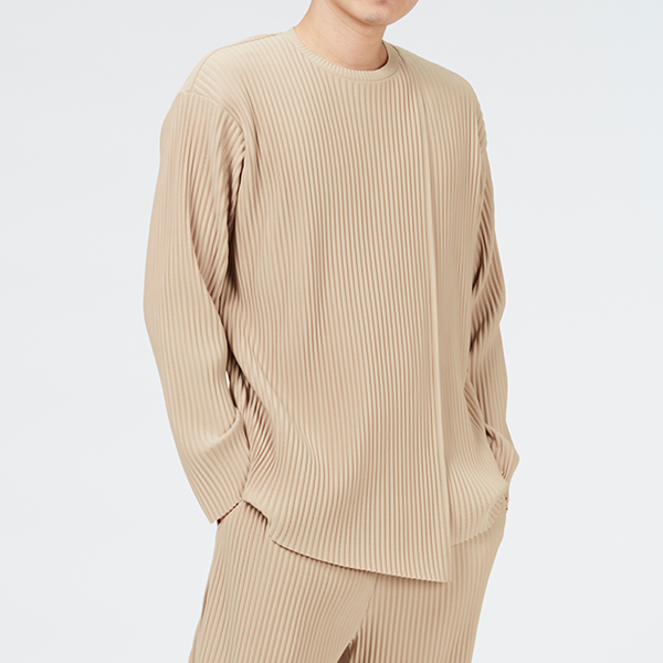 Layered Pleats Pullover / Beige